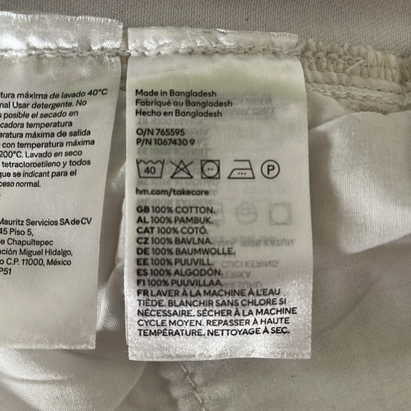 H&M Relaxed Wide Leg High Waist White Denim Jeans, Size 14 - Picture 11 of 11